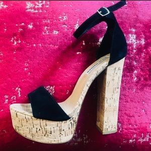 Steve Madden Suede Gonzo Cork Platform Heels / Size 6